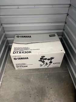 Yamaha DTX430K Electronic Drum Kit.