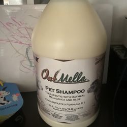 Oatmeal dog Shampoo- One Gallon Bottle 