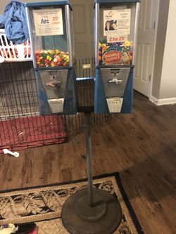 Double candy or gum machine