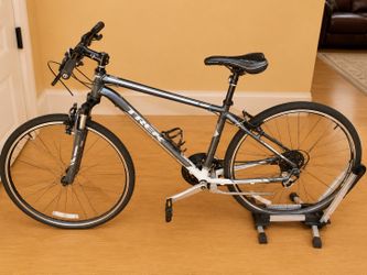 Trek Dual Sport Hybrid Bike | 1-owner | New Tires & Grips