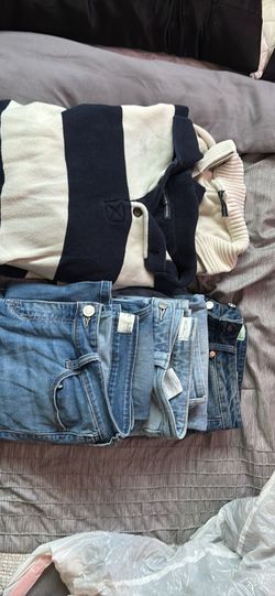 5 BAGS OF CLOTHES