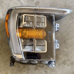 2021-2023 Ford F-150 Passenger Side Headlight LED