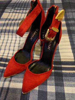 Red Heels (New) size 7