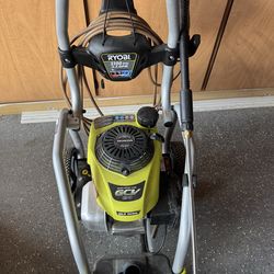 Ryobi 3100 PSI  power/pressure washer with floor/driveway cleaner accessories