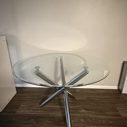 Round Glass Dining Table