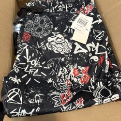 RESELLERS DREAM Lot NEW W/TAGS HOODIES JOGGERS SHORTS ALL SIZES