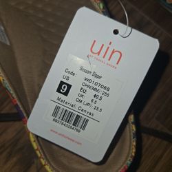 New** UIN Artsy Sandals