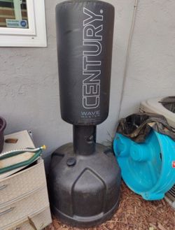Century Wavemaster Boxing Freestanding Bag (Filled W/ Sand)