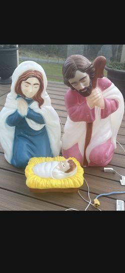 Vintage Blow Mold Nativity Set