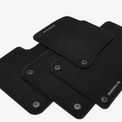 Porsche Cayenne Floor Mats with Nubuk Surround