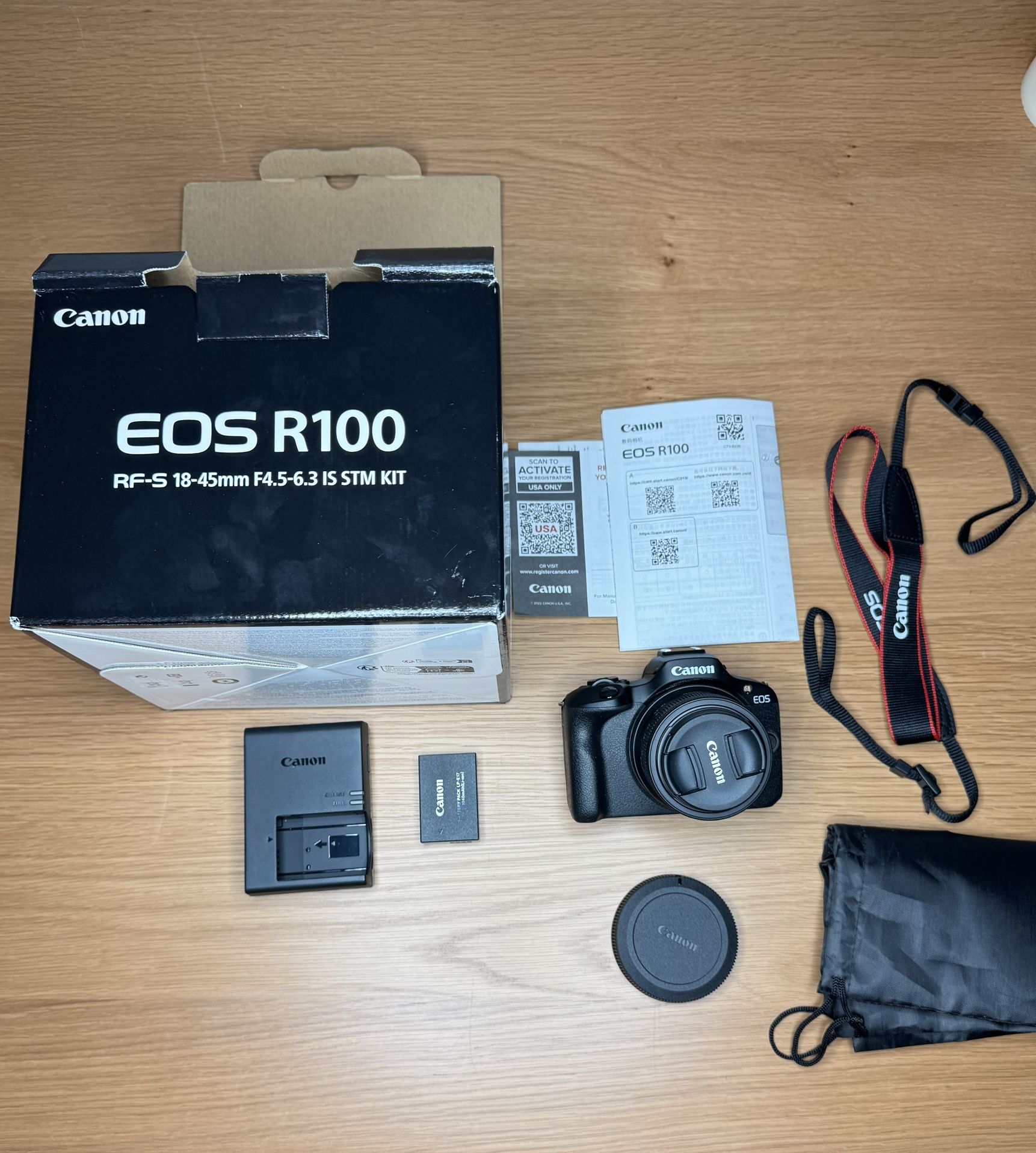 Canon: EOS R100 / 18-44 mm kit