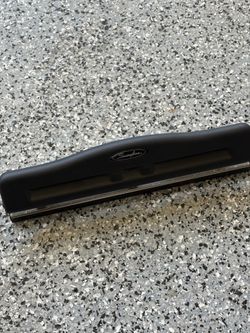 Swingline 3 Hole Punch