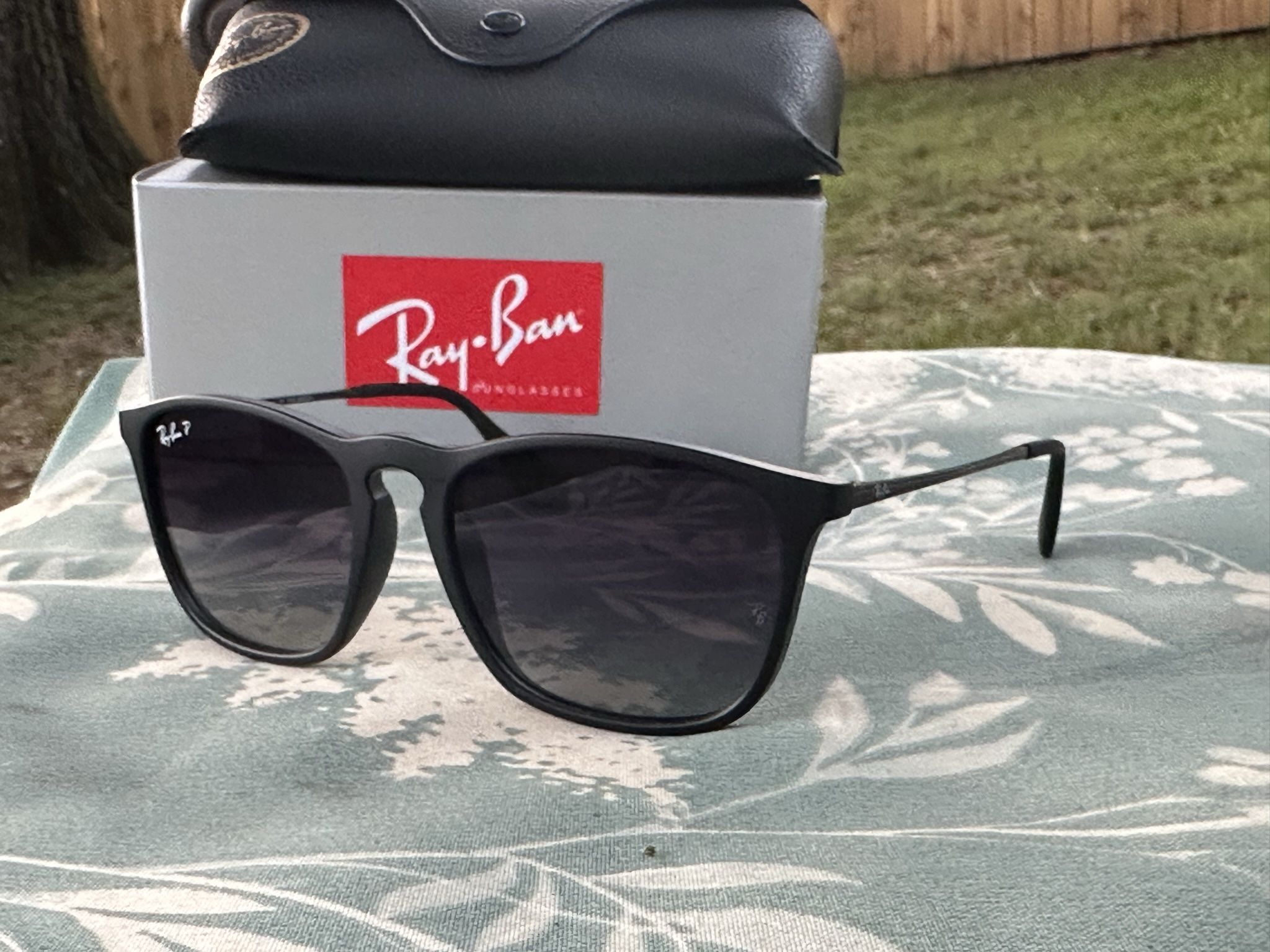 Rayban Chris Polarized 54mm