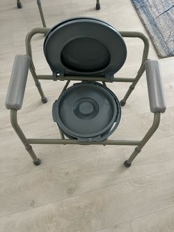 Nova Bedside Commode