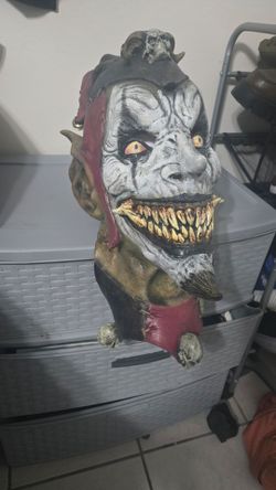 BRAND NEW WICKED JESTER MASK (HUGE)