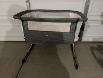 Bedside bassinet