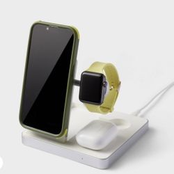 3 In 1 Multi Charger Phone Watch & Earbuds 