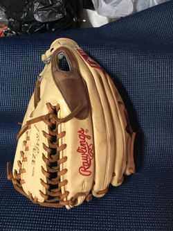 Baseball glove