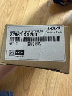 Genuine OEM Kia Stinger 2018-2023 Outside Door Handle - Right Side (RH) - New In Box