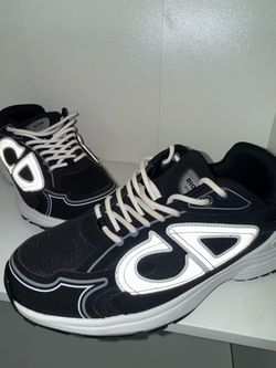 Streetwear shoes size 10