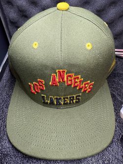 Mitchell & Ness LA Lakers Fitted Hat Size 8