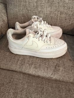 Platform Nike Air Force’s women’s