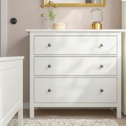 Excellent Condition IKEA Hemnes White Color 3 Drawer Dresser