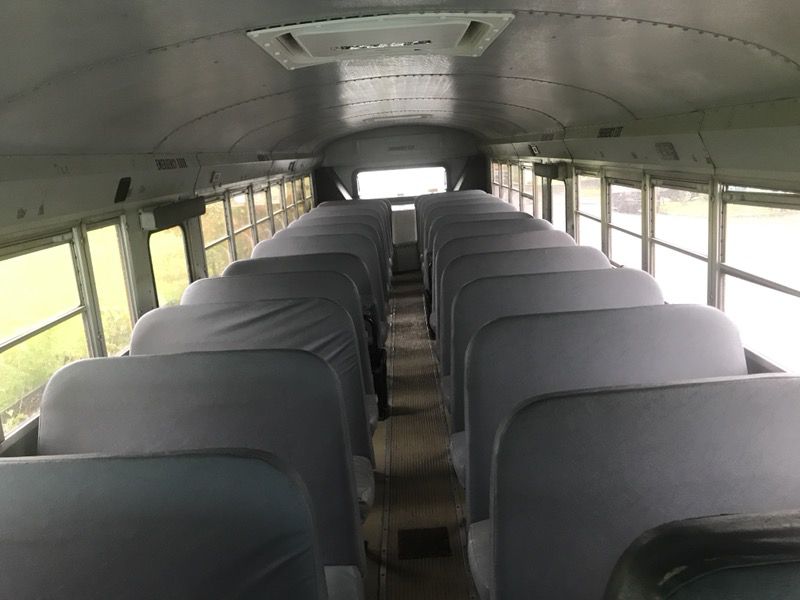 2000 52 passenger school bus