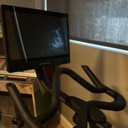 Echelon Connect EX-4s+ Exercise Bike