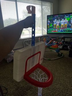 Basketball hoop