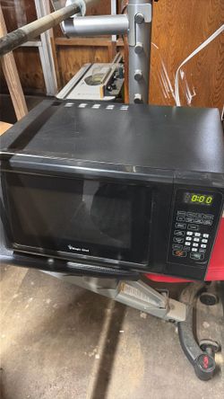 Magic Chef Microwave.