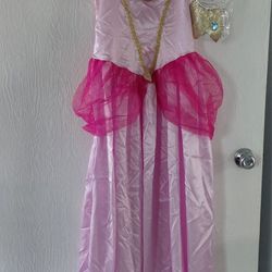 Women's Princess  Peach Halloween Costume  Size S 