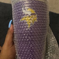 Minnesota Vikings Tumbler with 2 straws