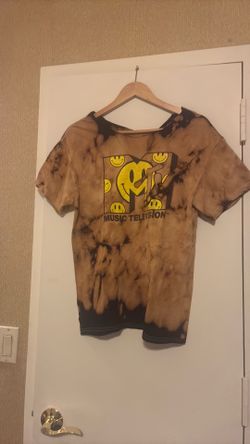 Up cycle mtv shirt