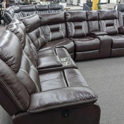 New Power Recliner Sectional Couch / Free Delivery 