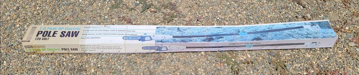 Outdoor 1.5 120 volt electric pole saw