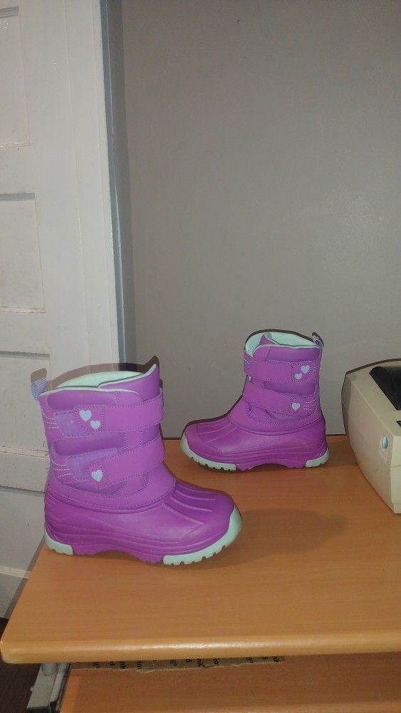 Skechers girl boots size 13
