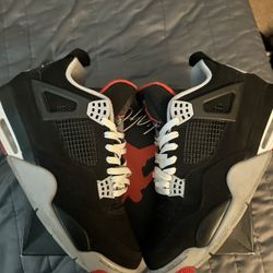 Jordan 4 Bred