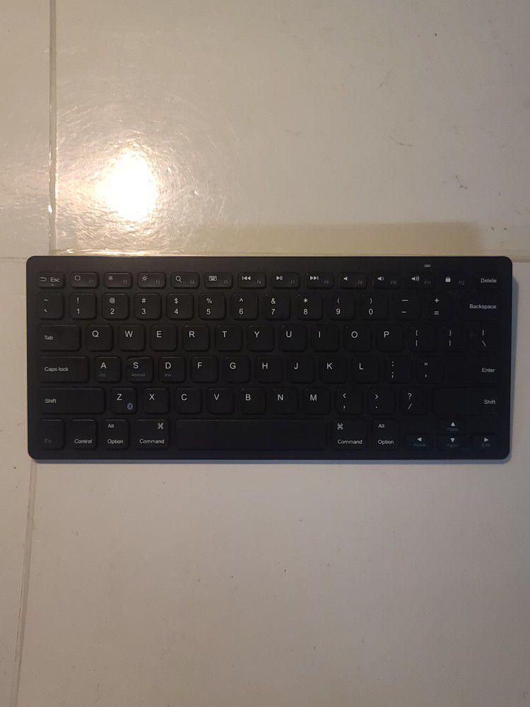 Bluetooth Keyboard 
