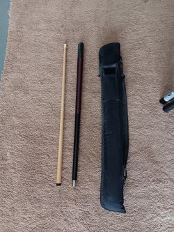 Pool Cue With Case - Omallys Canadian Maple