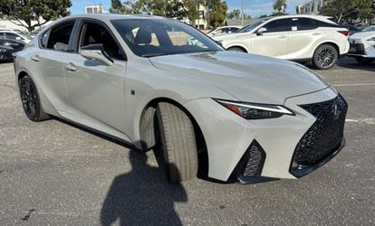 2022 Lexus IS