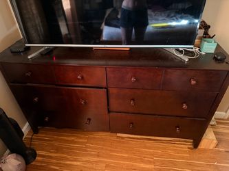 Free dresser