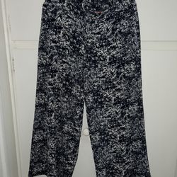 Women’s Pants Size M