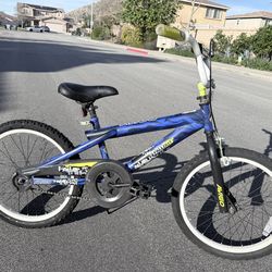 Avigo Fallout 20” BMX Bike