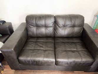 Leather Loveseat & Sofa