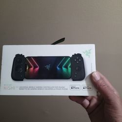 Brand New Razer Kishi V2