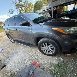 Toyota Highlander 2015
