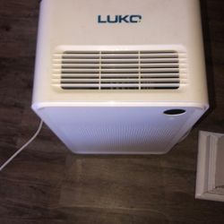 Dehumidifier 