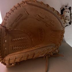 Wilson A200 Softball Catcher Glove 