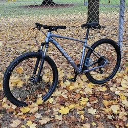 Giant Talon 4 29 Inch Large Mtb